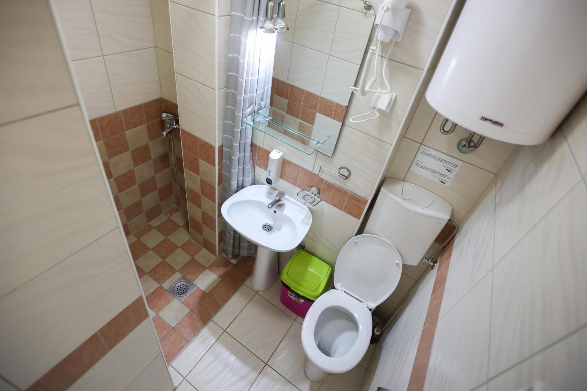 Marex Centar Otel Jabuka Dış mekan fotoğraf