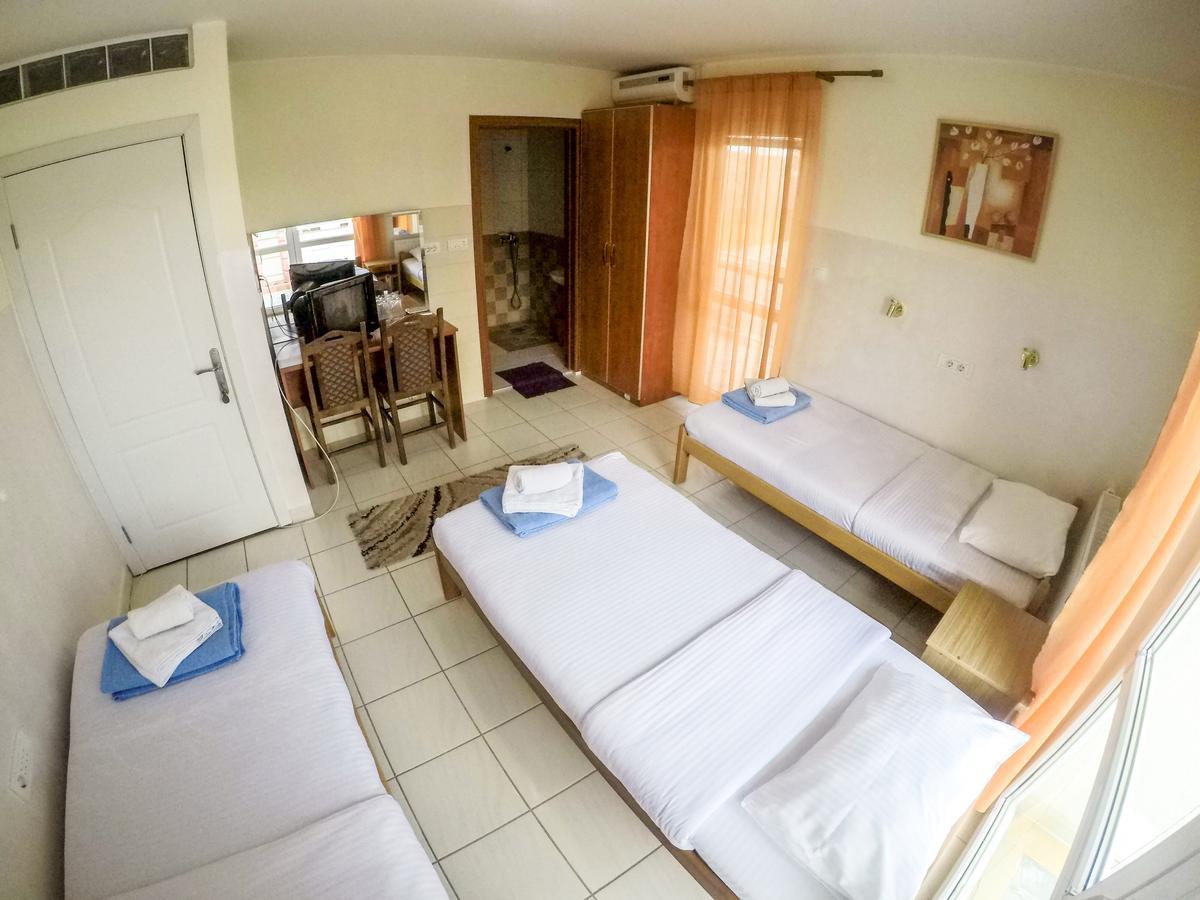 Marex Centar Otel Jabuka Dış mekan fotoğraf